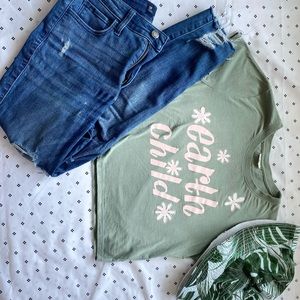 Green “earth child” tee